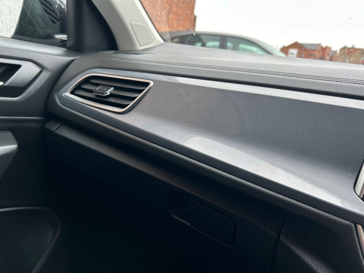 Used Volkswagen T-Roc 2024 for sale - 75969824: Photo 35