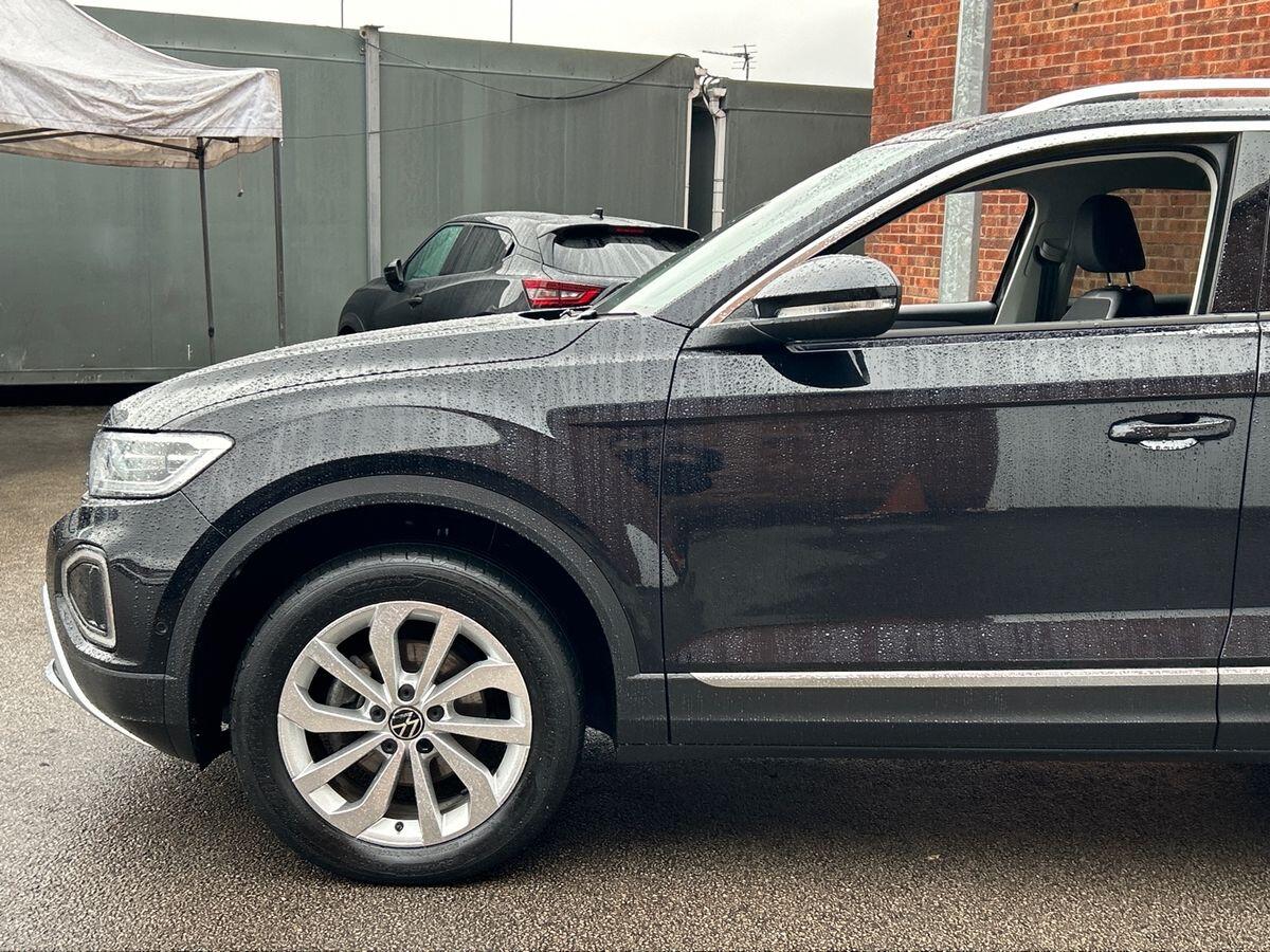 Used Volkswagen T-Roc 2024 for sale - 75969824: Photo 37