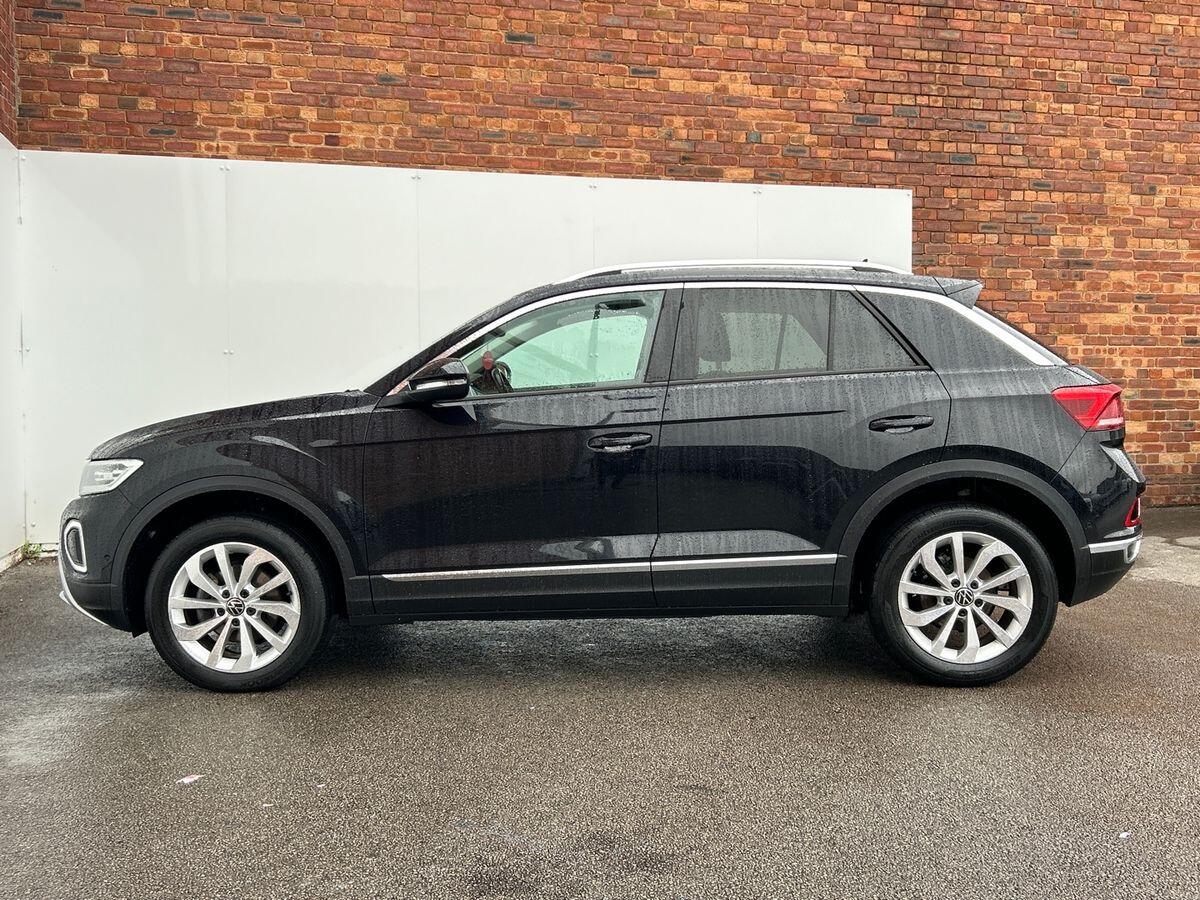 Used Volkswagen T-Roc 2024 for sale - 75969824: Photo 6
