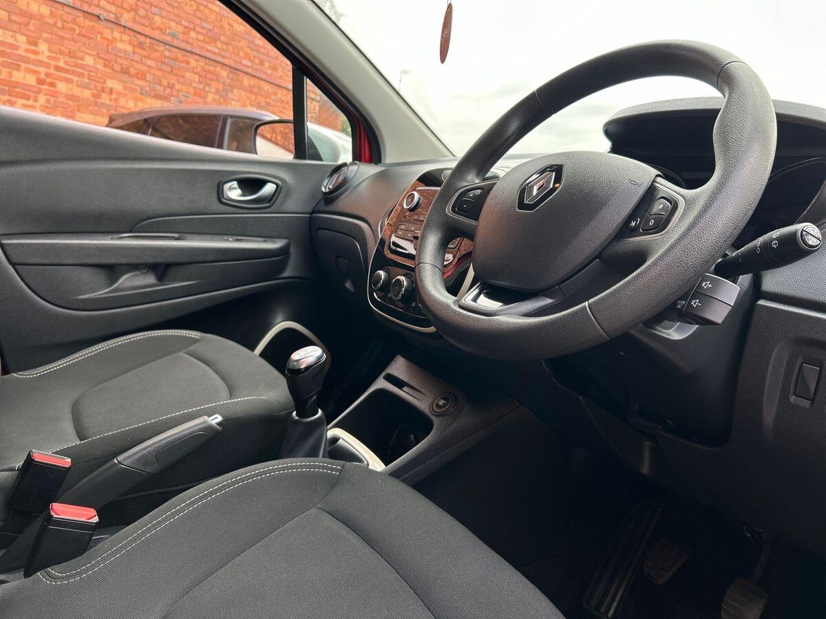 Used Renault Captur 2018 for sale - 76065296: Photo 14