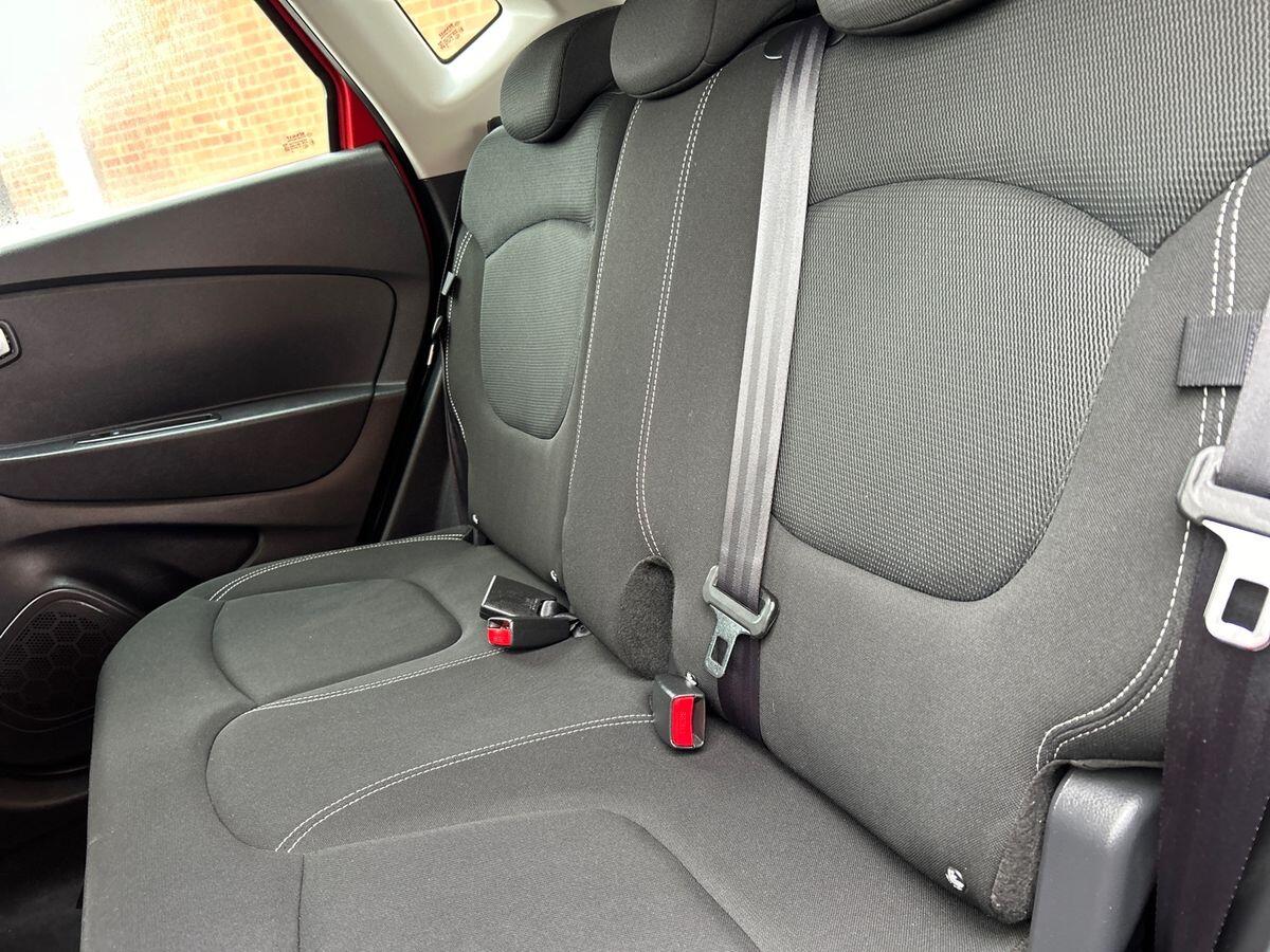 Used Renault Captur 2018 for sale - 76065296: Photo 19