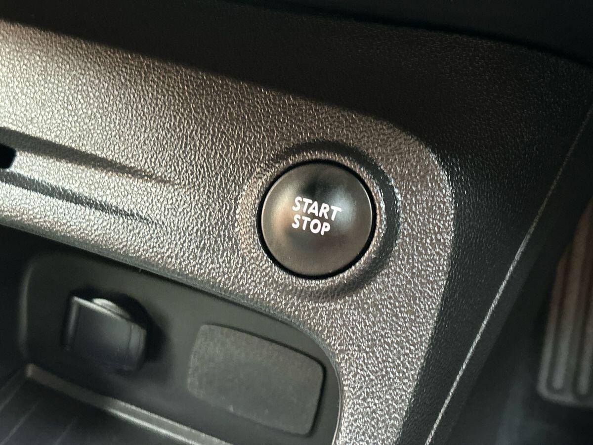 Used Renault Captur 2018 for sale - 76065296: Photo 26