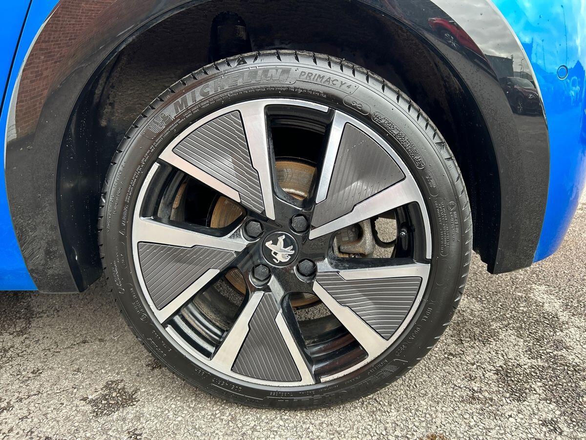 Used Peugeot E-208 2022 for sale - 76220257: Photo 10