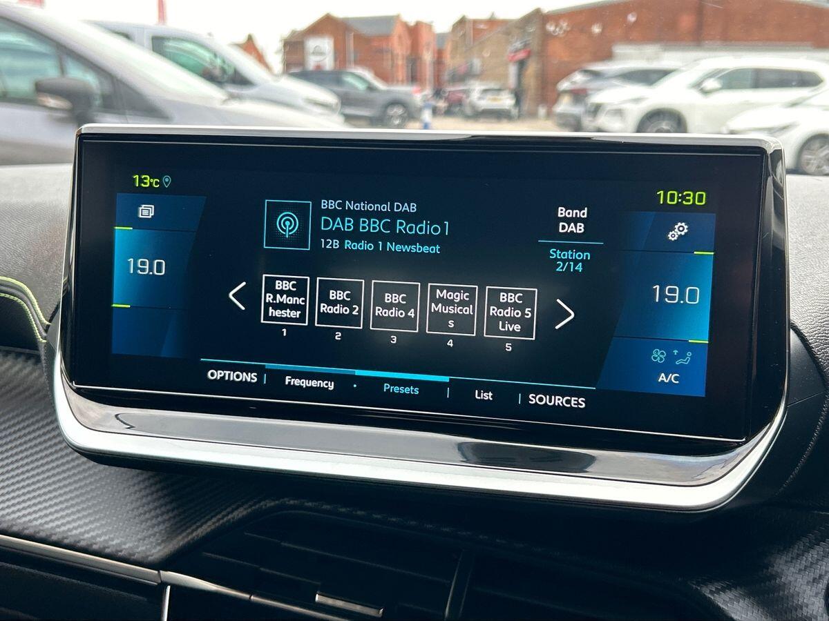 Used Peugeot E-208 2022 for sale - 76220257: Photo 29