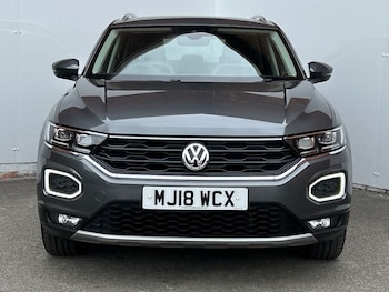 Used Volkswagen T-Roc 2018 for sale - 75356463: Photo