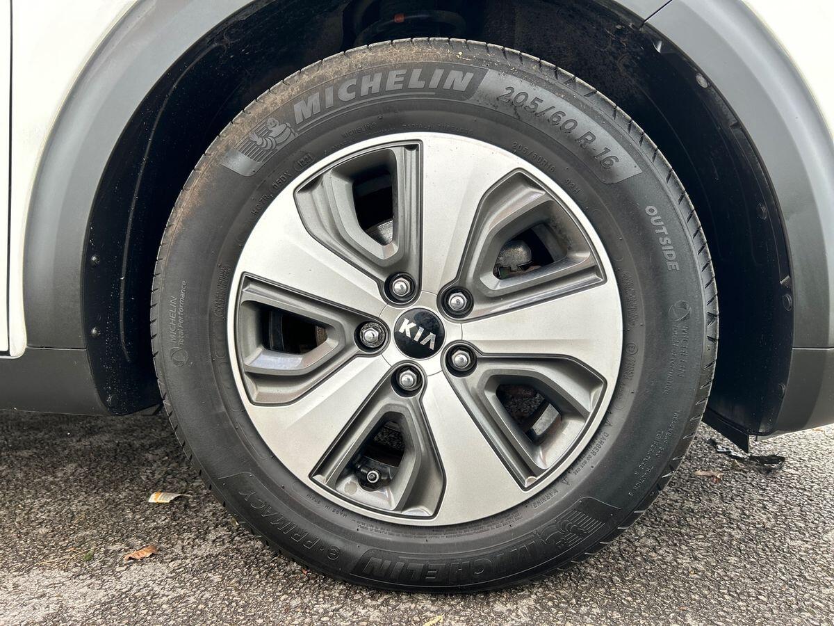 Used Kia Niro 2017 for sale - 78084127: Photo 13