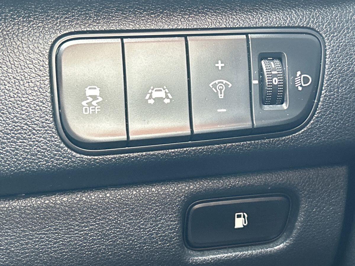 Used Kia Niro 2017 for sale - 78084127: Photo 45