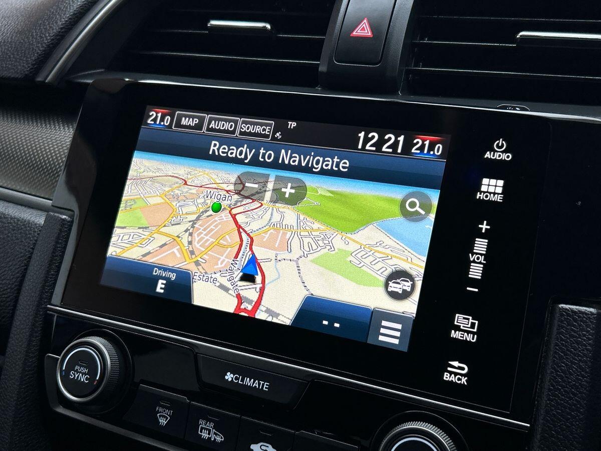 Used Honda Civic 2018 for sale - 76774581: Photo 22