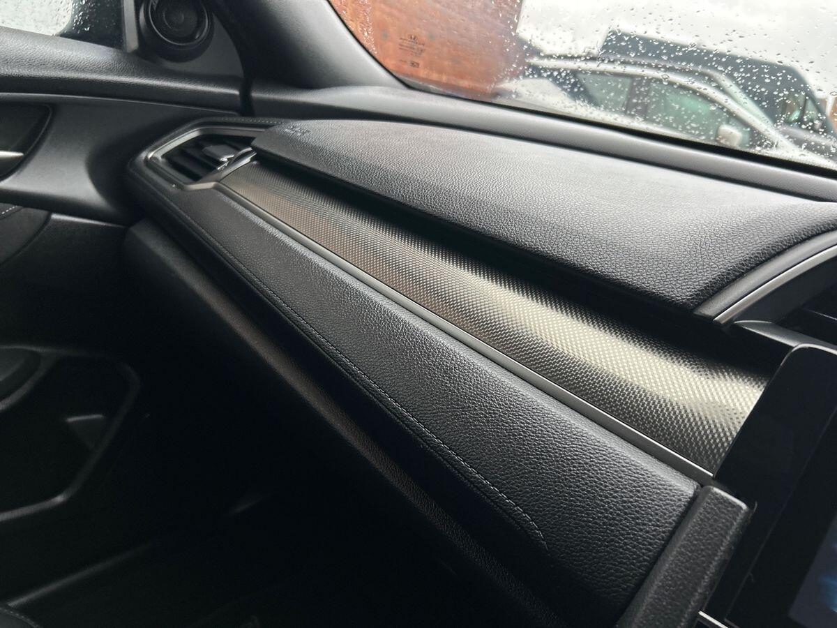 Used Honda Civic 2018 for sale - 76774581: Photo 29