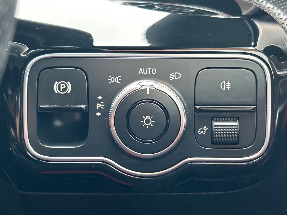 Used Mercedes-Benz CLA 2020 for sale - 78121073: Photo 44