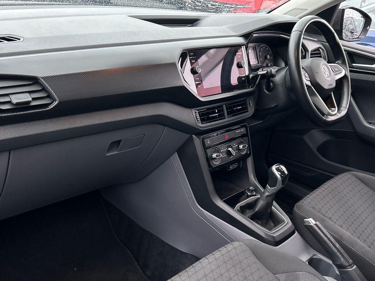 Used Volkswagen T-Cross 2019 for sale - 76564852: Photo 2