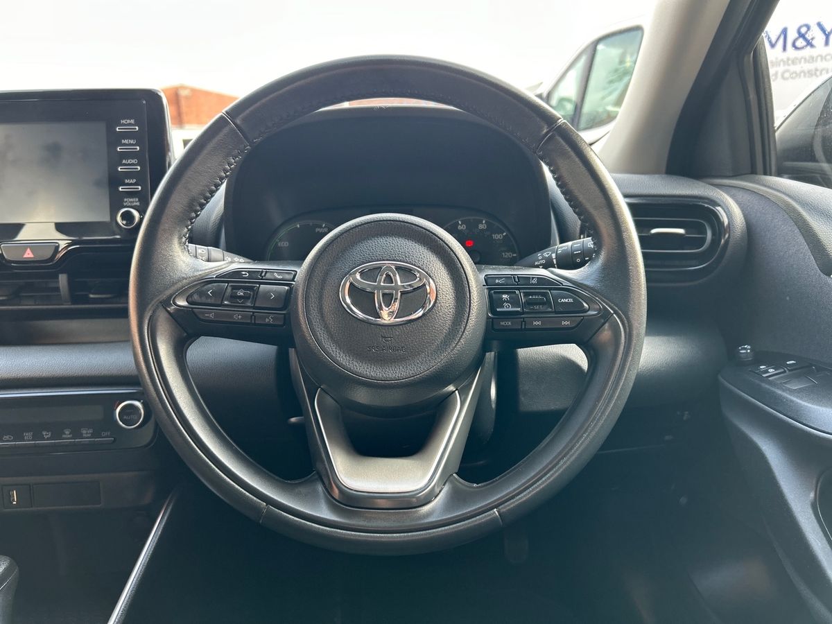 Used Toyota Yaris 2023 for sale - 76469263: Photo 18