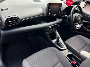 Used Toyota Yaris 2023 for sale - 76469263: Photo