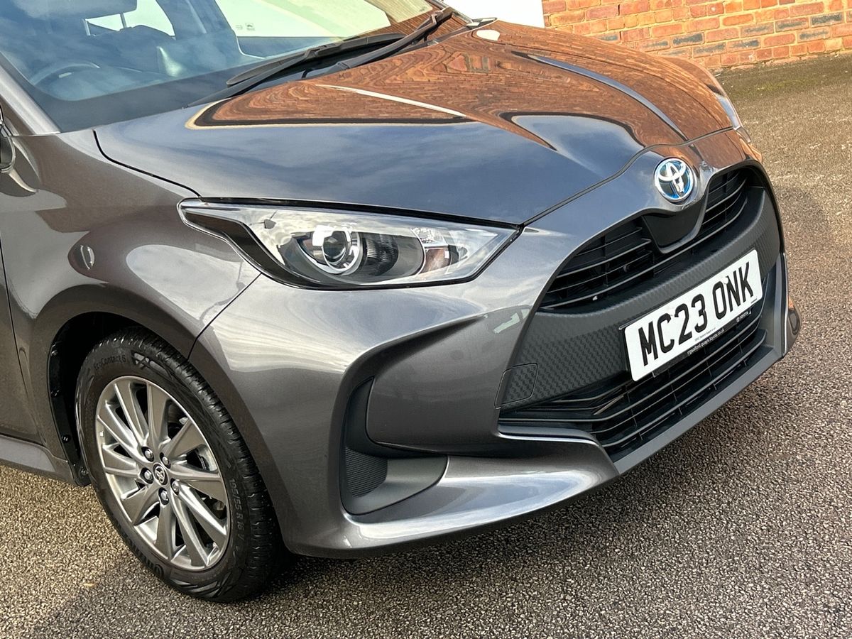 Used Toyota Yaris 2023 for sale - 76469263: Photo 34