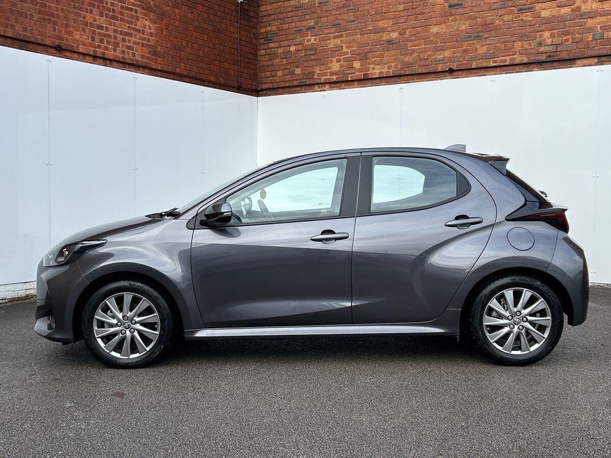 Used Toyota Yaris 2023 for sale - 76469263: Photo 6