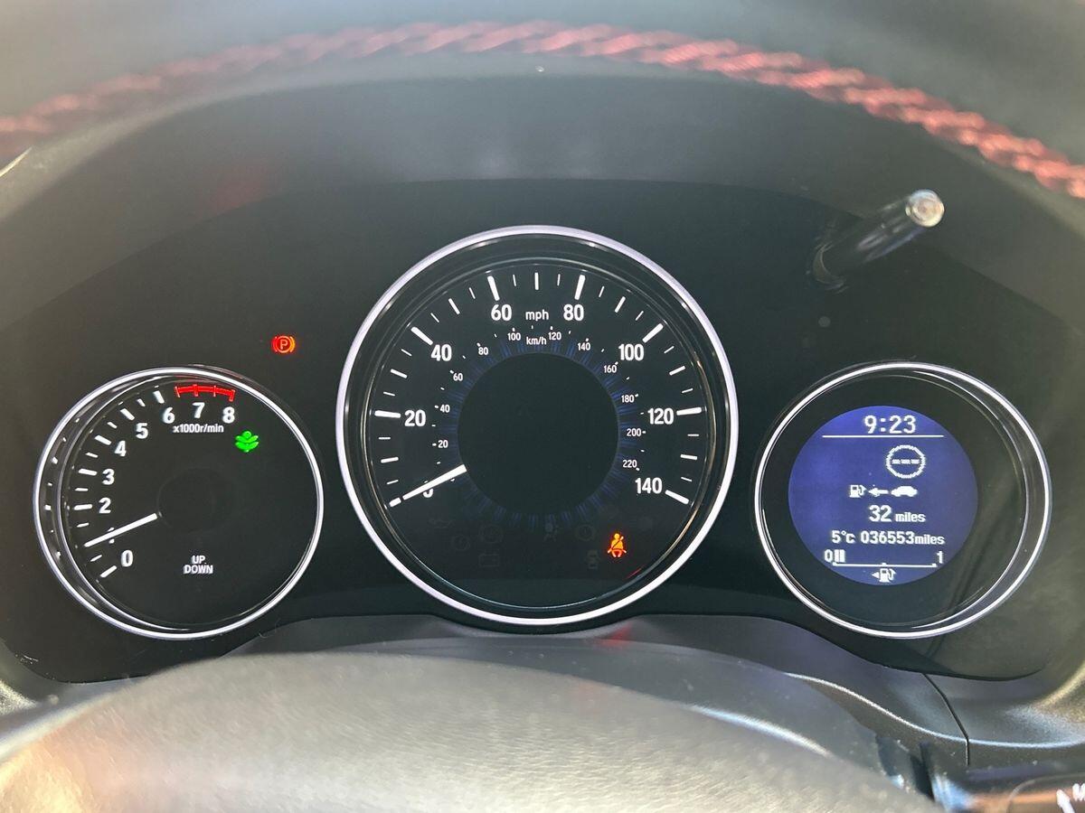 Used Honda HR-V 2019 for sale - 76625944: Photo 15