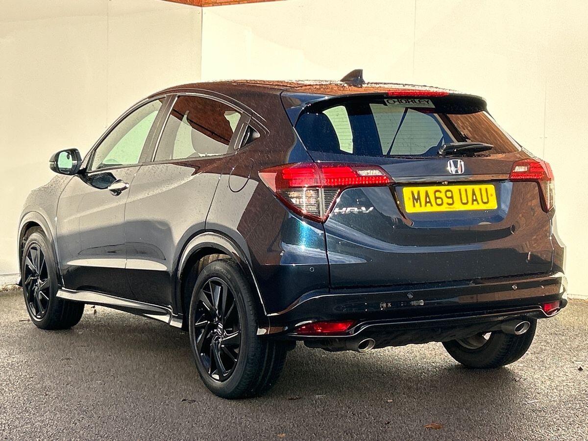 Used Honda HR-V 2019 for sale - 76625944: Photo 3