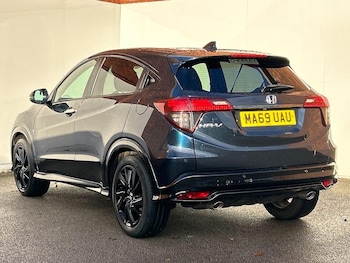 Used Honda HR-V 2019 for sale - 76625944: Photo