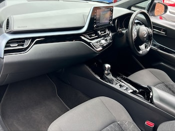 Used Toyota C-HR 2021 for sale - 75616707: Photo