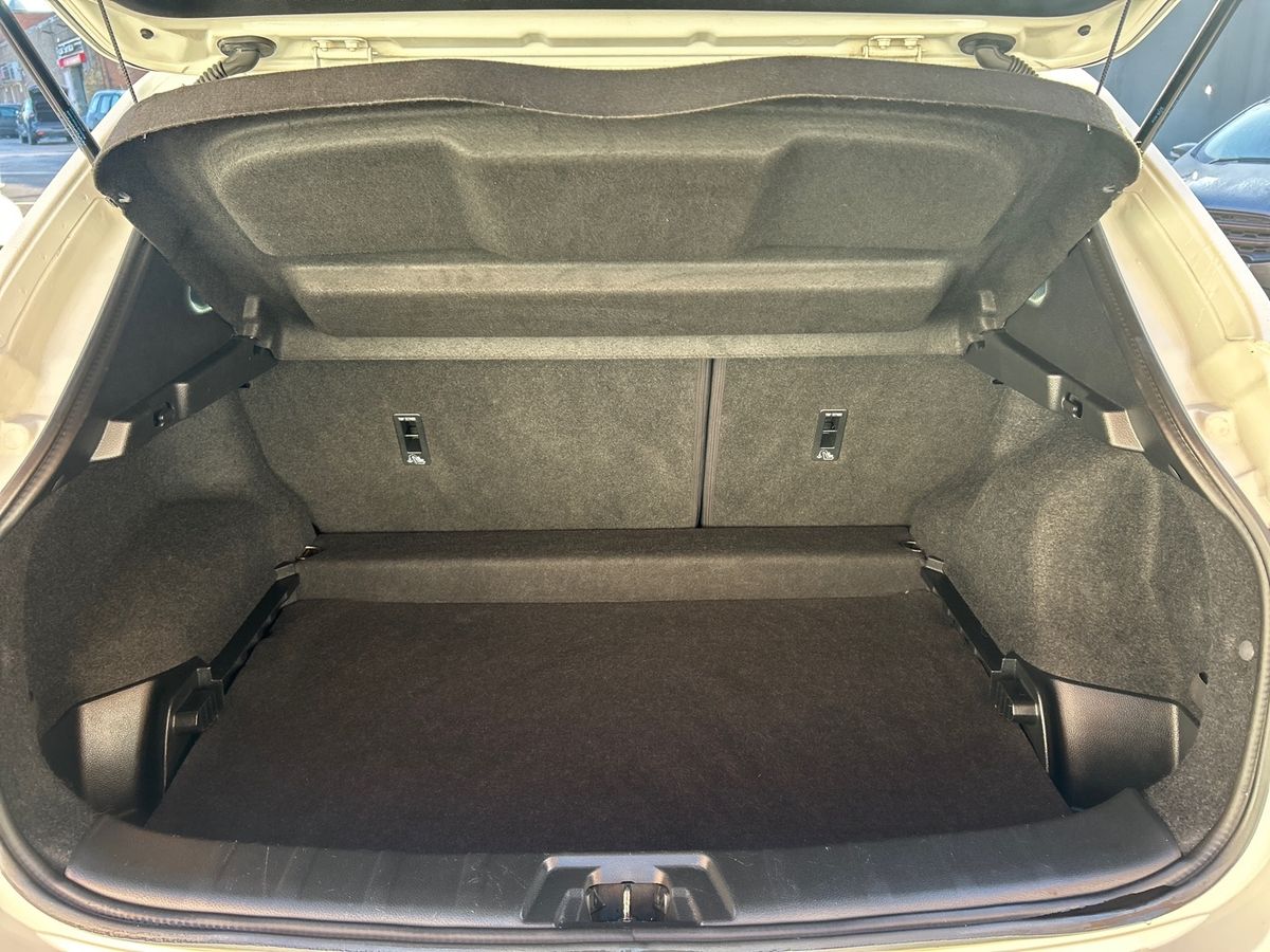 Used Nissan Qashqai 2017 for sale - 77350733: Photo 19