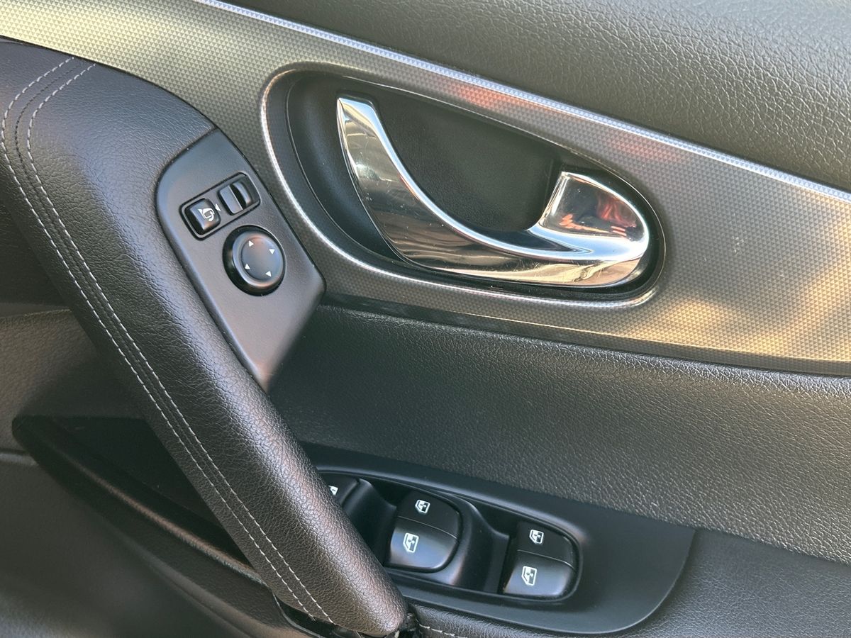 Used Nissan Qashqai 2017 for sale - 77350733: Photo 20