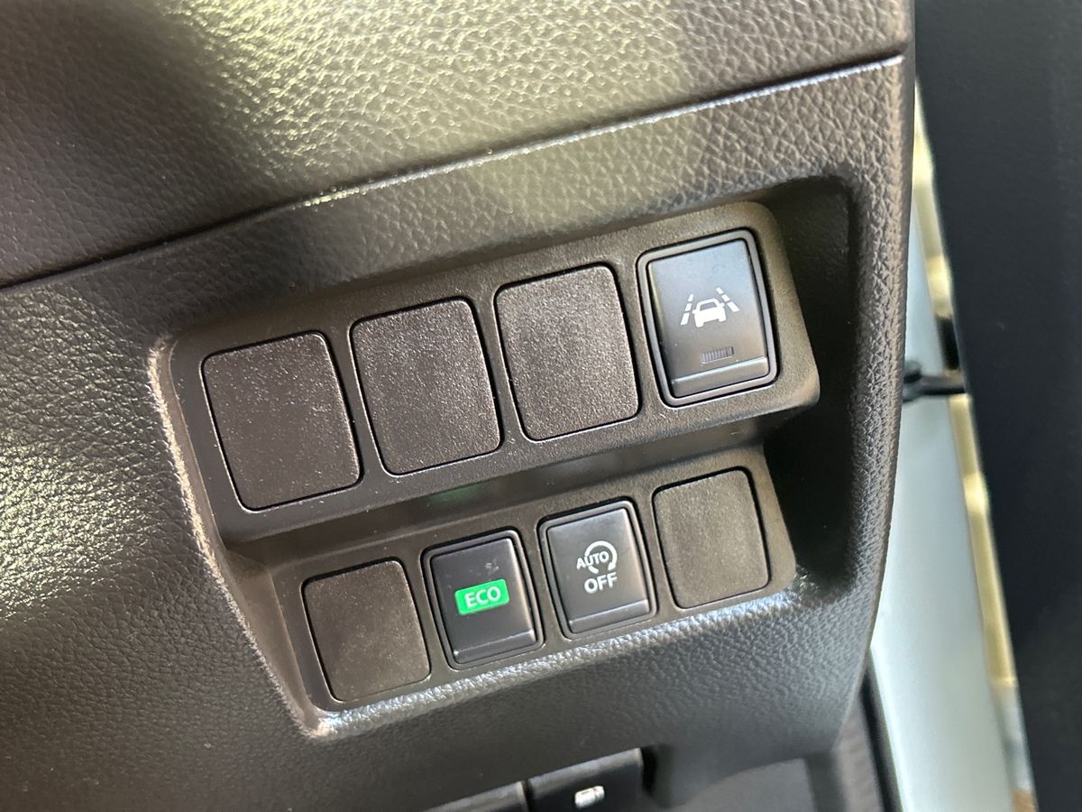 Used Nissan Qashqai 2017 for sale - 77350733: Photo 23