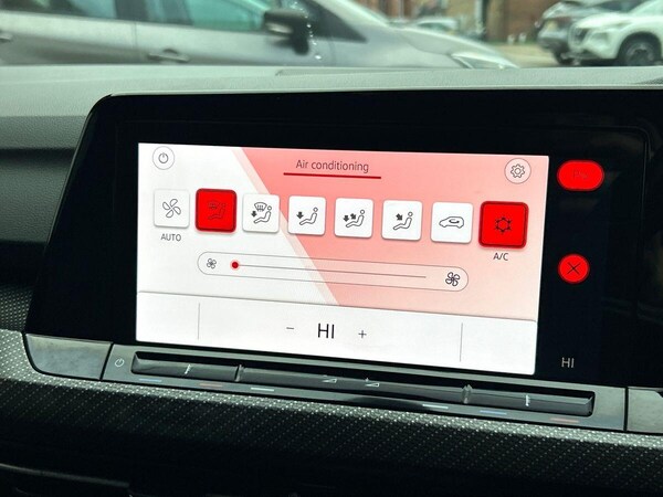 Used Volkswagen Golf 2021 for sale - 76220136: Photo 30