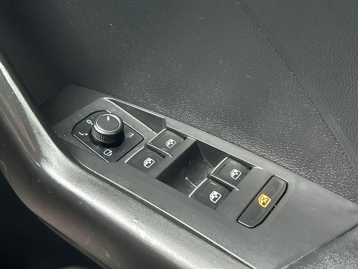 Used Volkswagen T-Cross 2021 for sale - 76460977: Photo 20