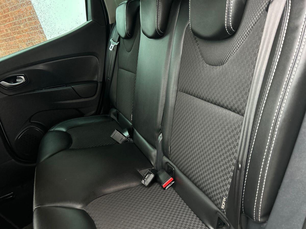 Used Renault Clio 2018 for sale - 76595844: Photo 17