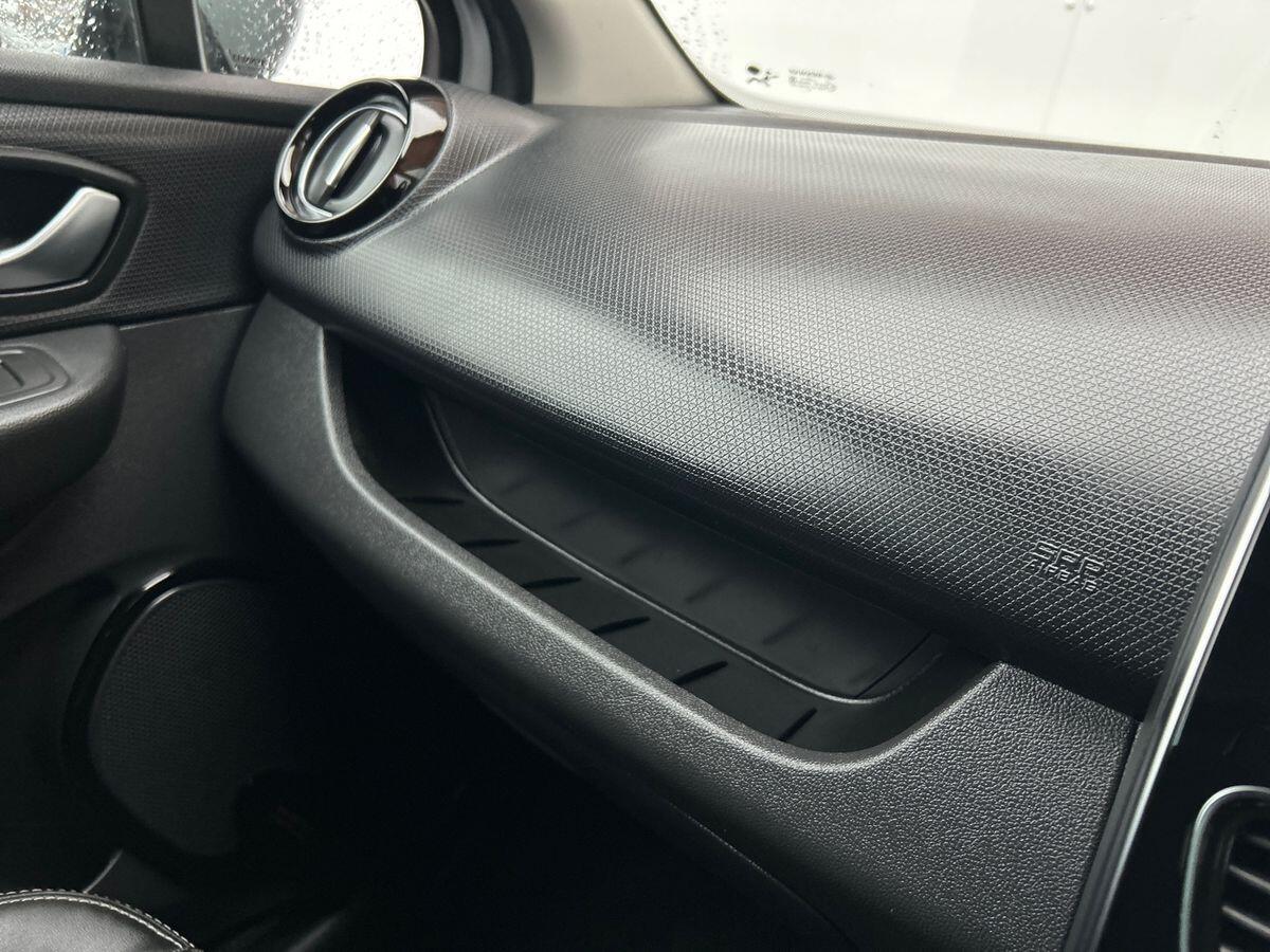 Used Renault Clio 2018 for sale - 76595844: Photo 33