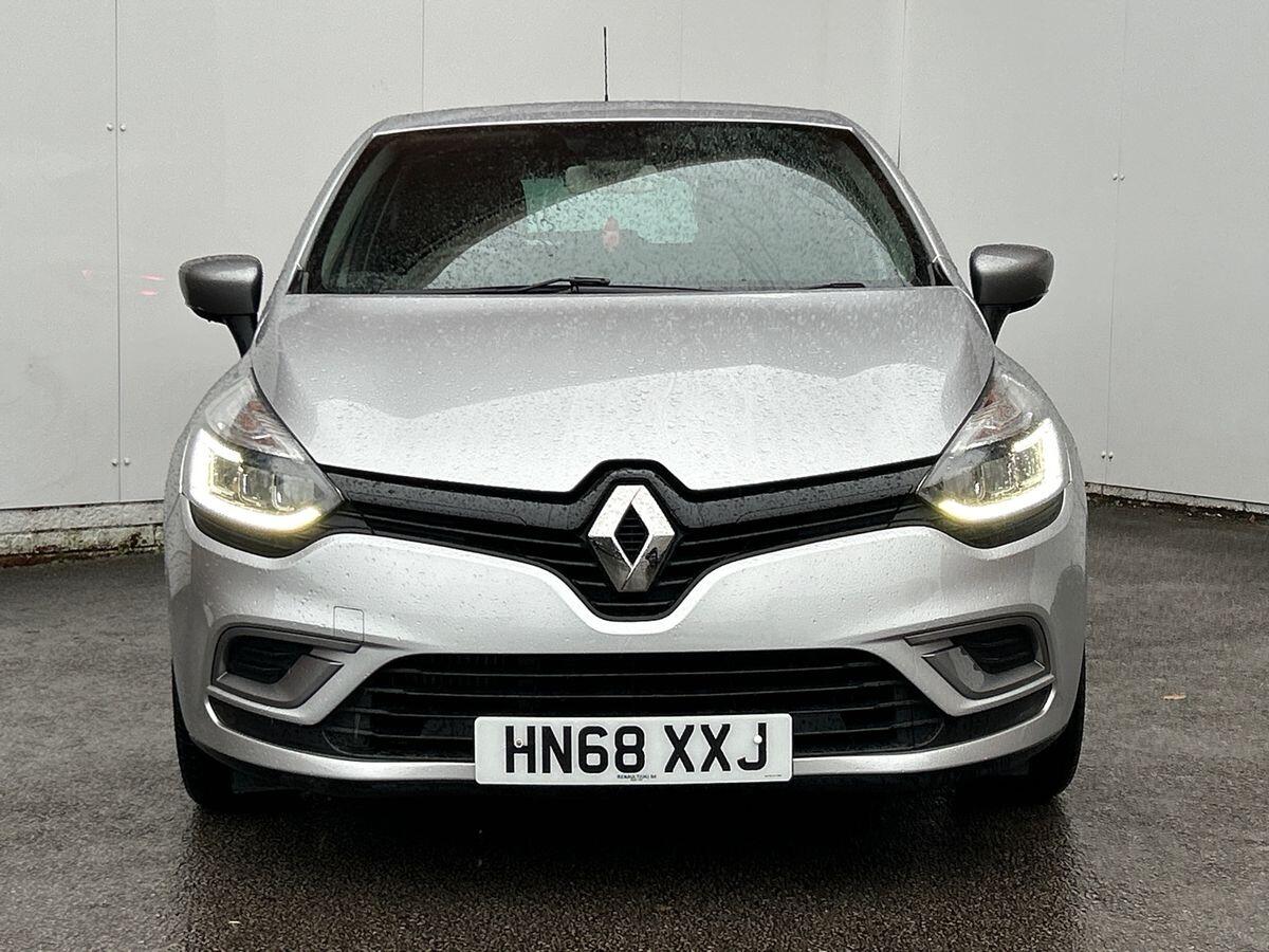 Used Renault Clio 2018 for sale - 76595844: Photo 4