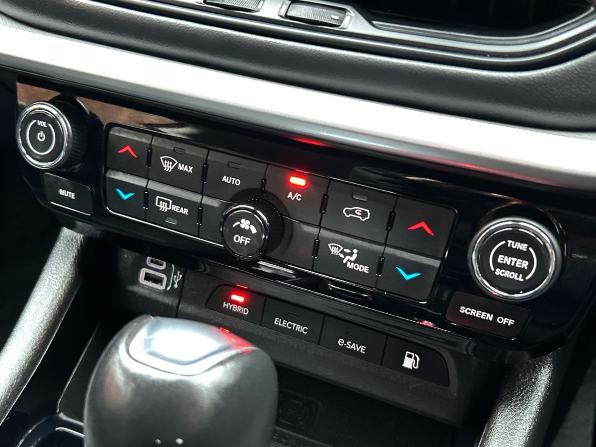 Used Jeep Compass 2023 for sale - 76762616: Photo 24