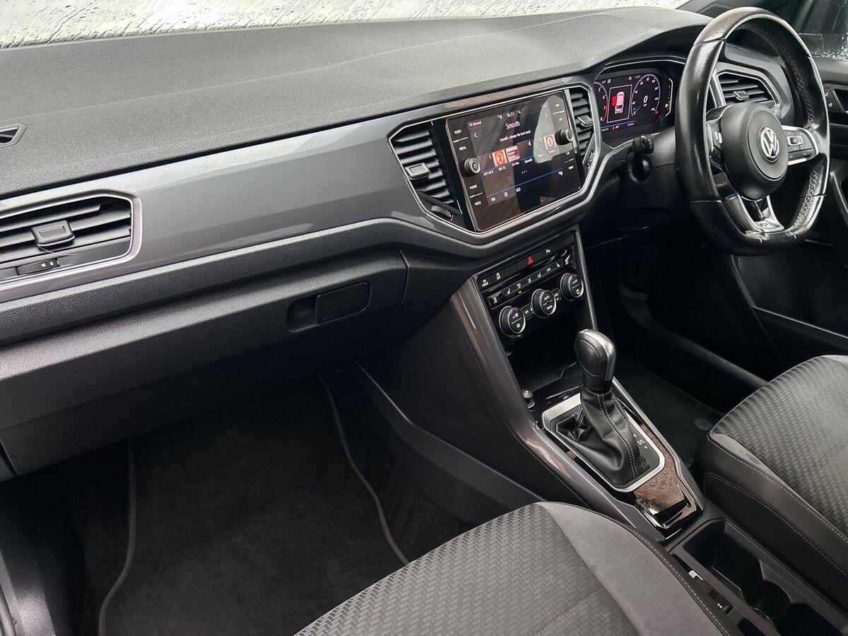 Used Volkswagen T-Roc 2020 for sale - 78012085: Photo 2