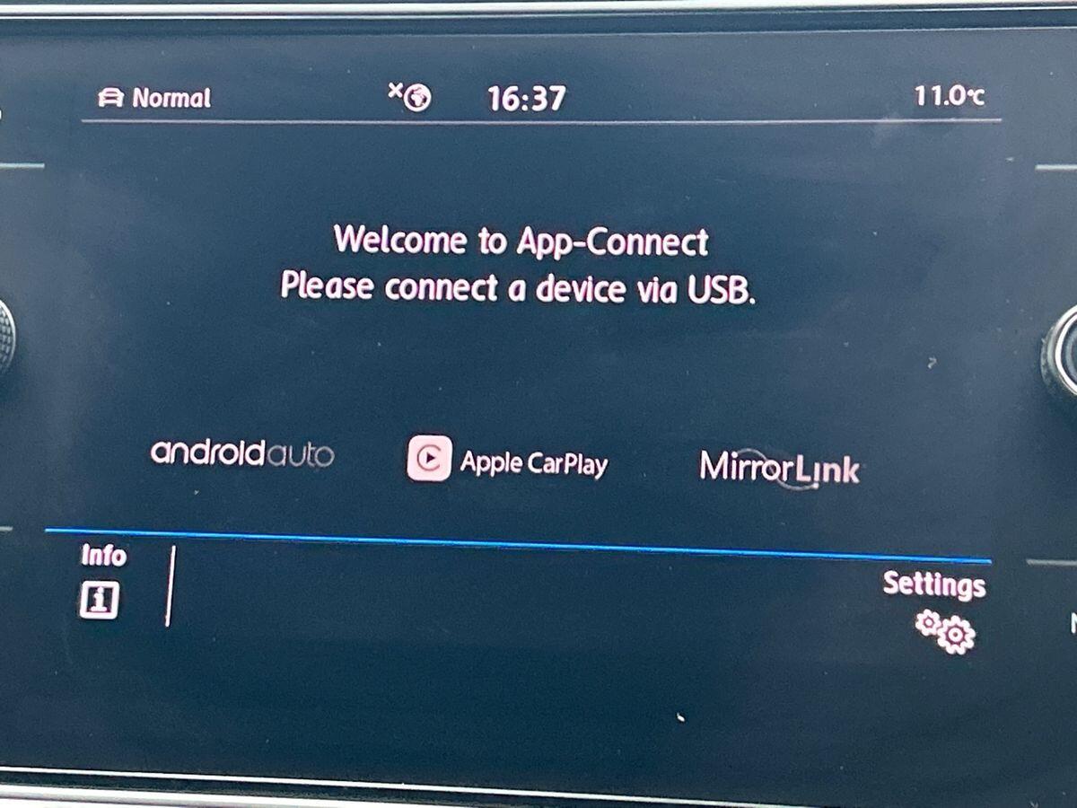 Used Volkswagen T-Roc 2020 for sale - 78012085: Photo 32