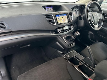 Used Honda CR-V 2018 for sale - 77661690: Photo