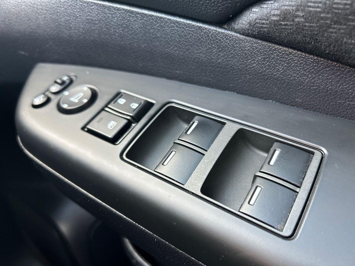 Used Honda CR-V 2018 for sale - 77661690: Photo 42