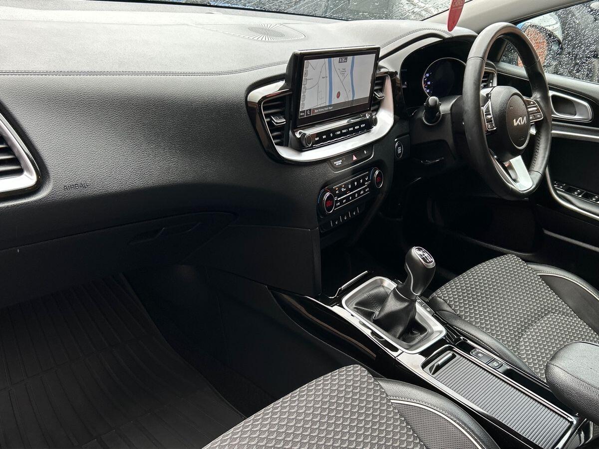 Used Kia XCeed 2024 for sale - 76374718: Photo 2