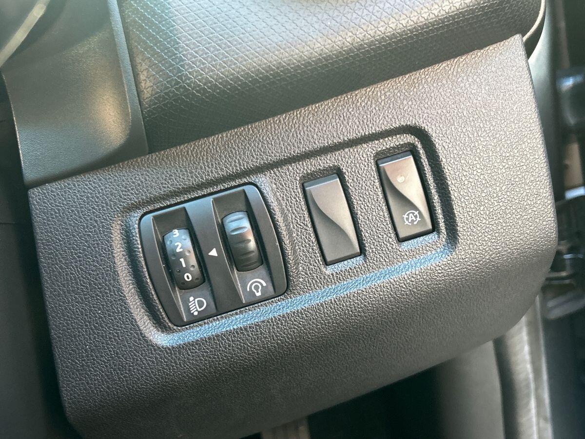 Used Renault Clio 2019 for sale - 77128867: Photo 25