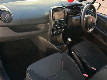 Used Renault Clio 2019 for sale - 77128867: Photo
