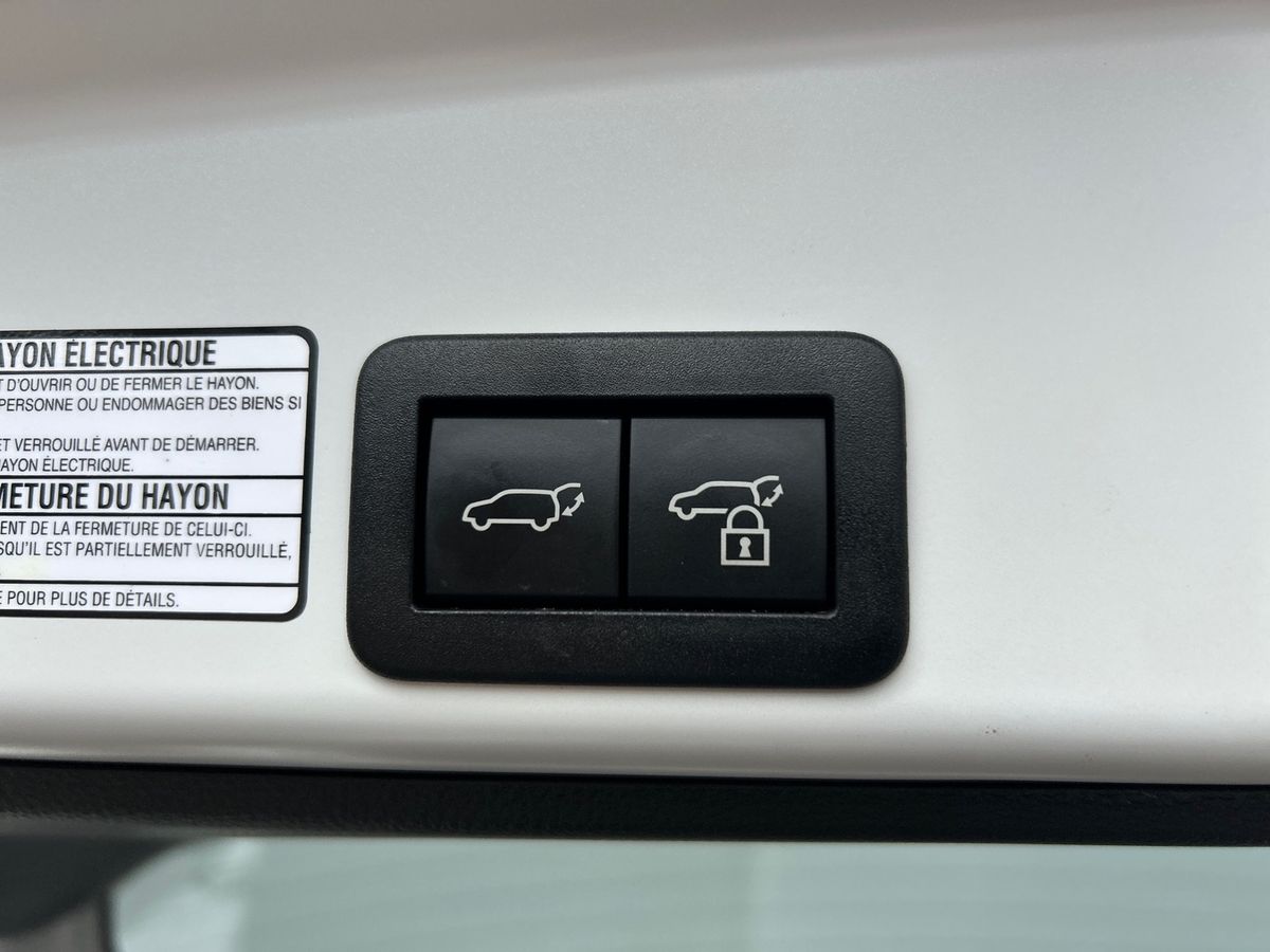 Used Toyota Yaris Cross 2025 for sale - 78084210: Photo 47