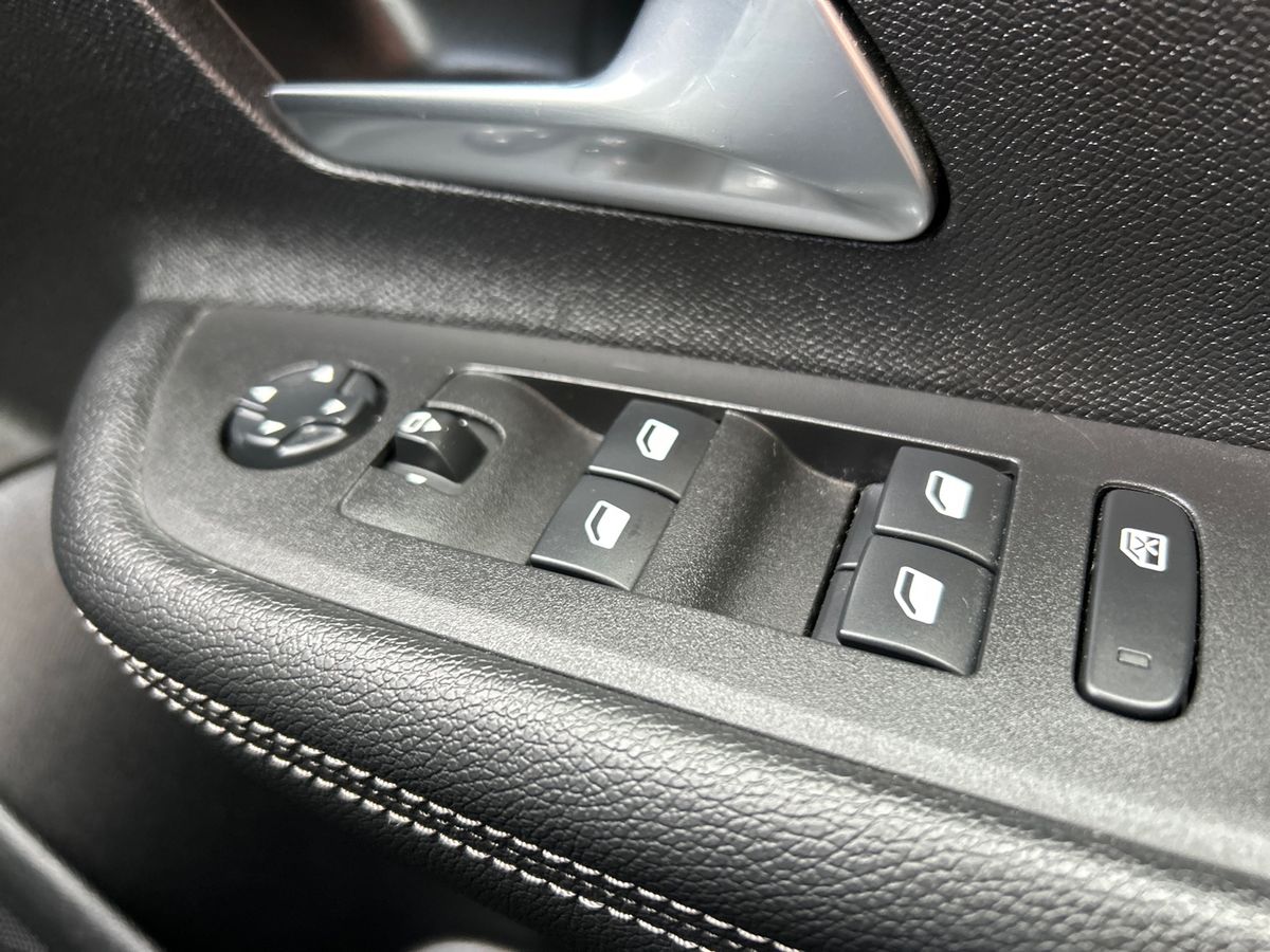 Used Vauxhall Mokka 2023 for sale - 77916620: Photo 43