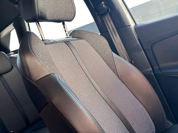 Used Peugeot 3008 2024 for sale - 76300180: Photo 31