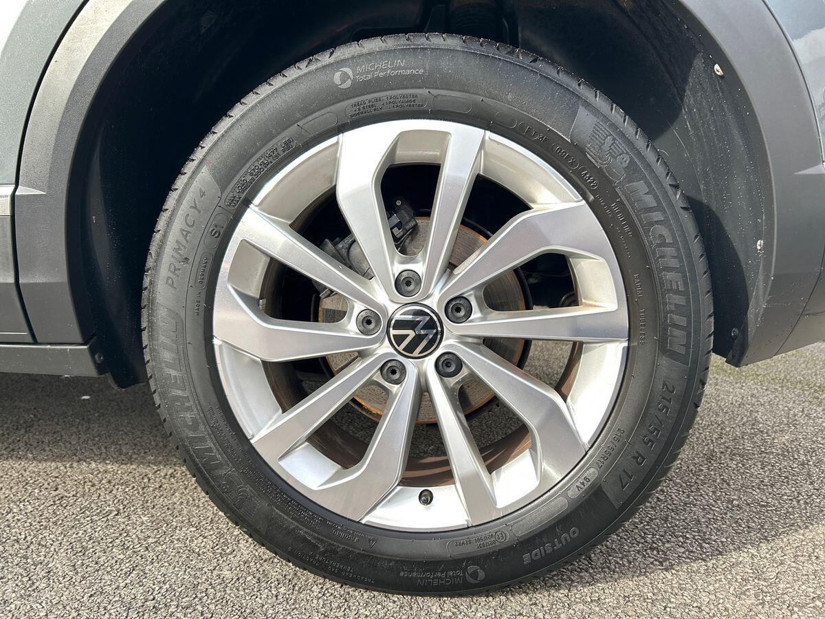 Used Volkswagen T-Roc 2023 for sale - 77589573: Photo 11