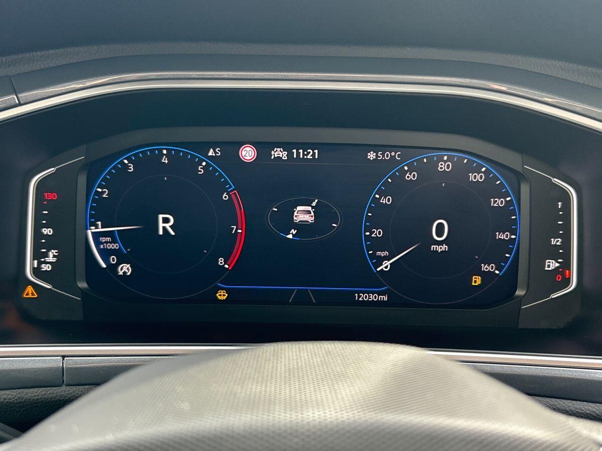 Used Volkswagen T-Roc 2023 for sale - 77589573: Photo 15