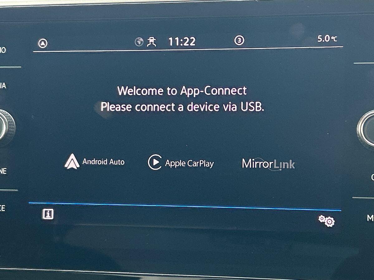 Used Volkswagen T-Roc 2023 for sale - 77589573: Photo 34