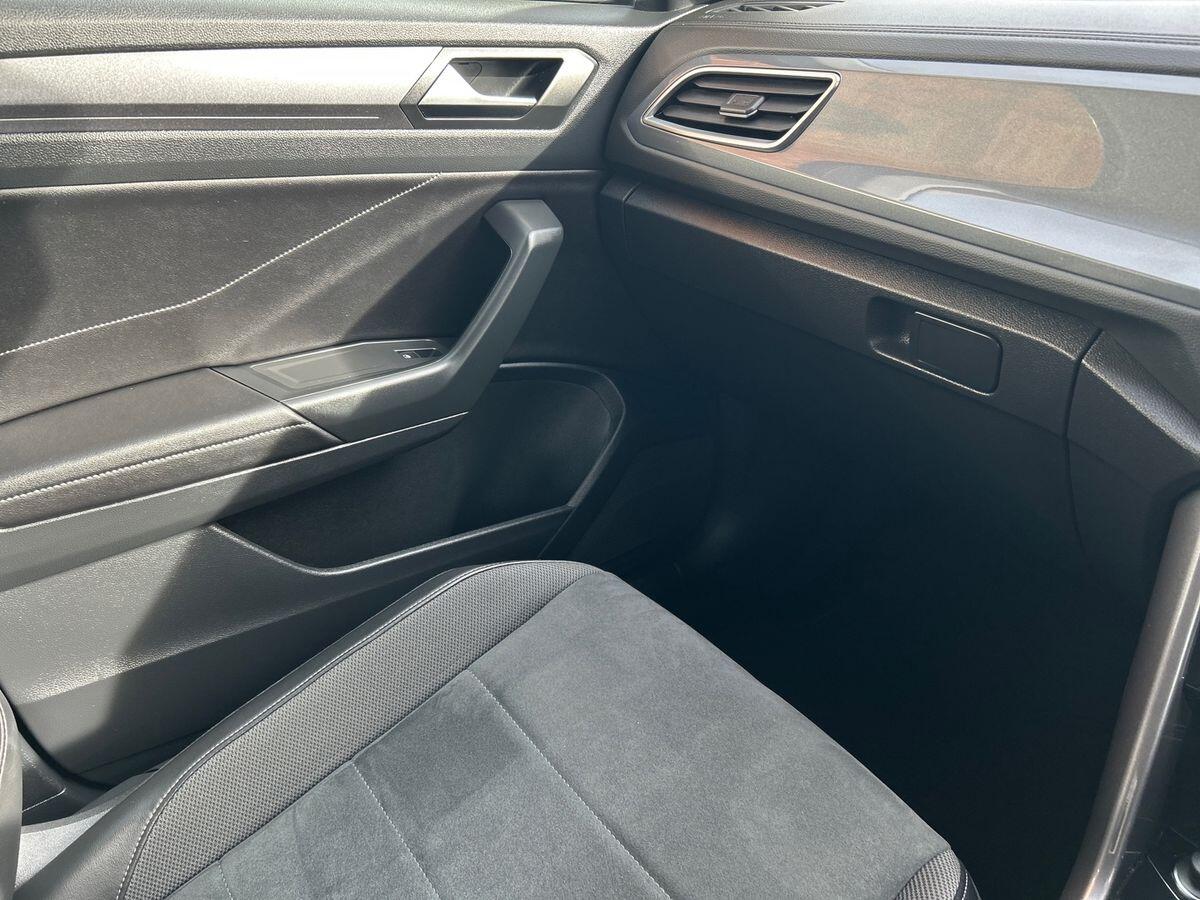 Used Volkswagen T-Roc 2023 for sale - 77589573: Photo 40