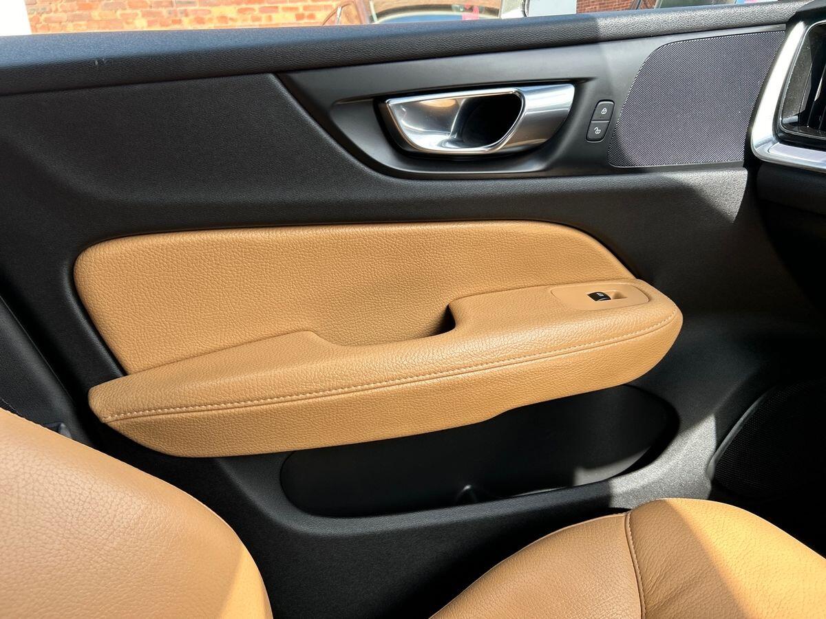 Used Volvo V60 2019 for sale - 76017513: Photo 34