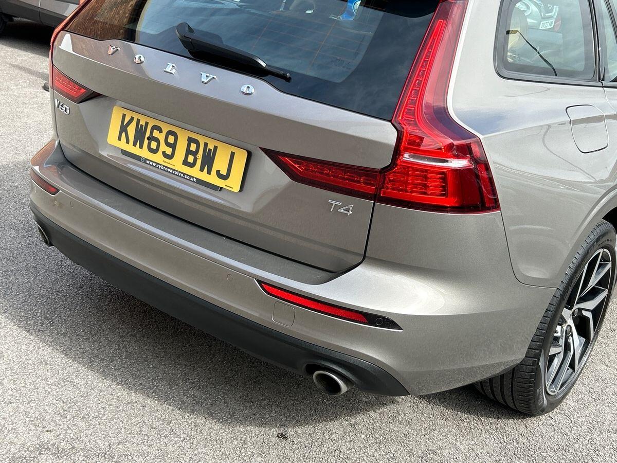 Used Volvo V60 2019 for sale - 76017513: Photo 42