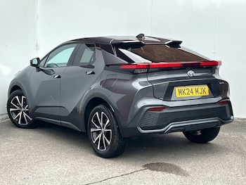 Used Toyota C-HR 2024 for sale - 79423785: Photo