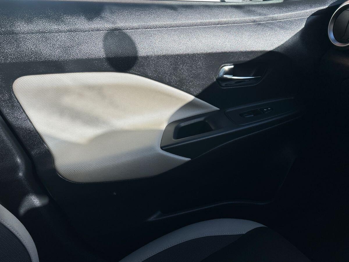 Used Nissan Micra 2017 for sale - 76774621: Photo 32